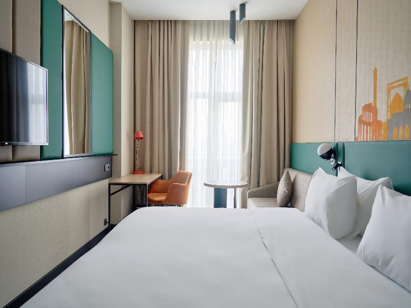 room detail thumbnail 0