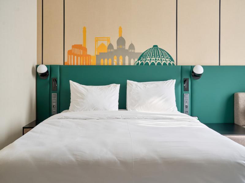 Holiday Inn Tashkent City image