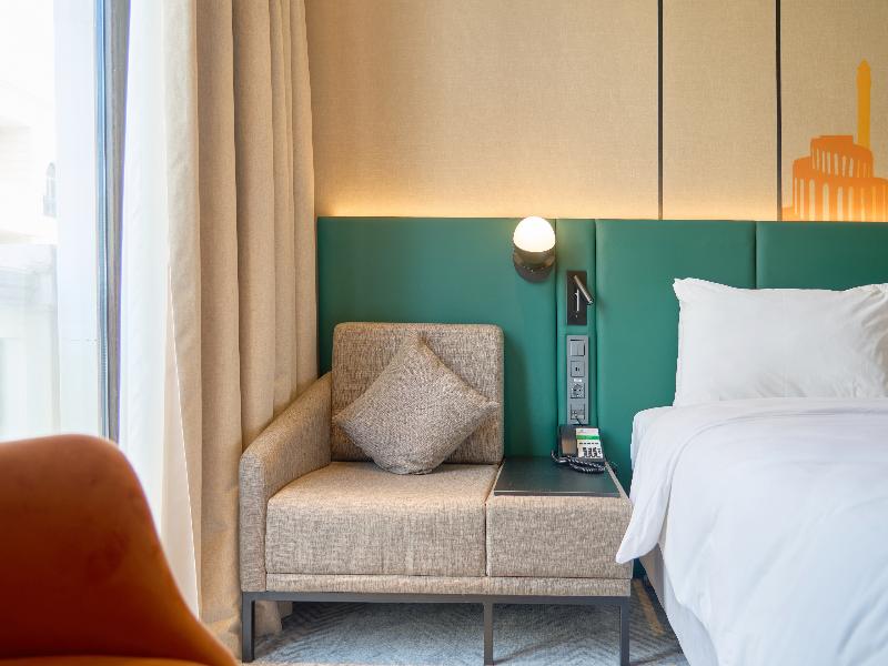 Holiday Inn Tashkent City image