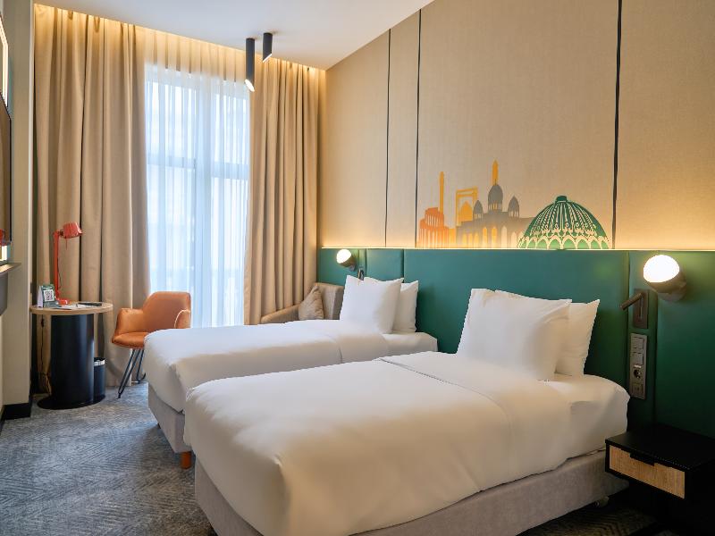 Holiday Inn Tashkent City image