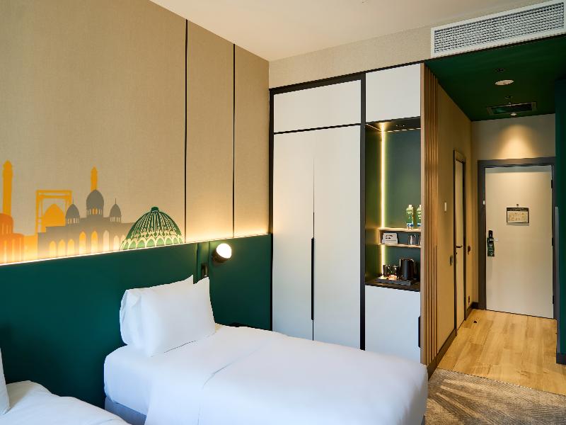 Holiday Inn Tashkent City image