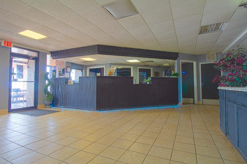 American Best Inn By I-35 Perry