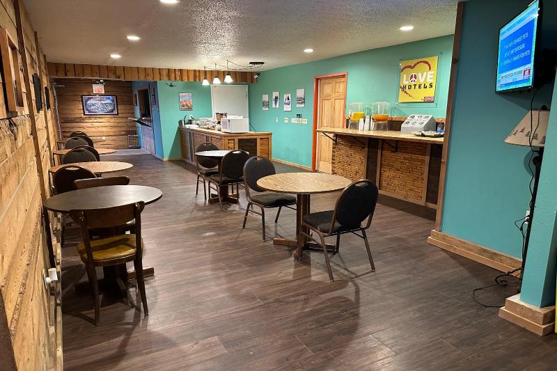 Love Hotels Kadoka by OYO at Badlands SD image