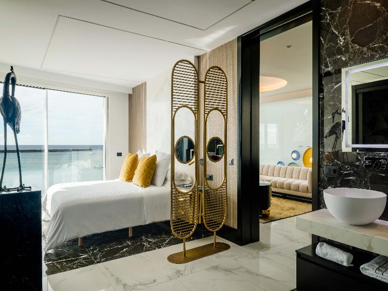 Blue Marina Suites Boutique Apartments image