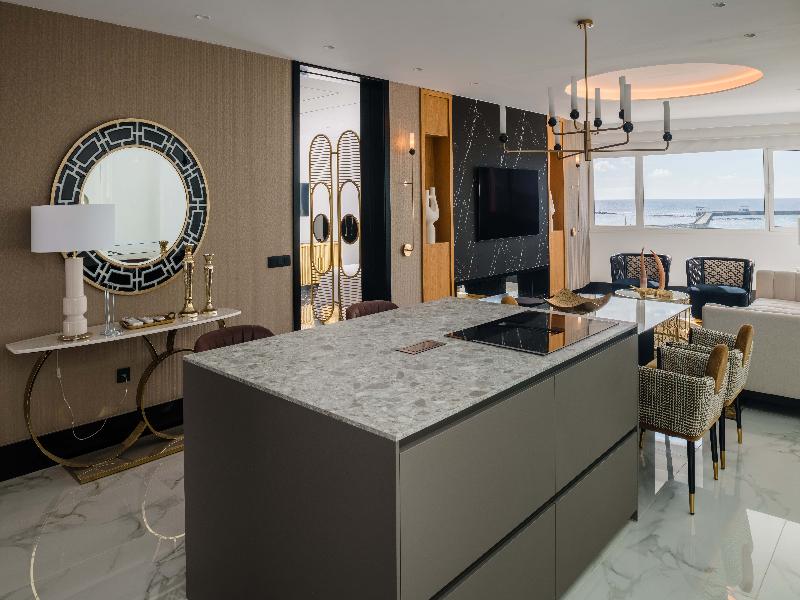 Blue Marina Suites Boutique Apartments image
