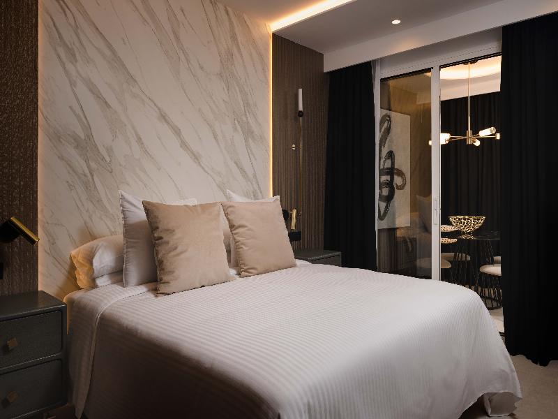 Blue Marina Suites Boutique Apartments image