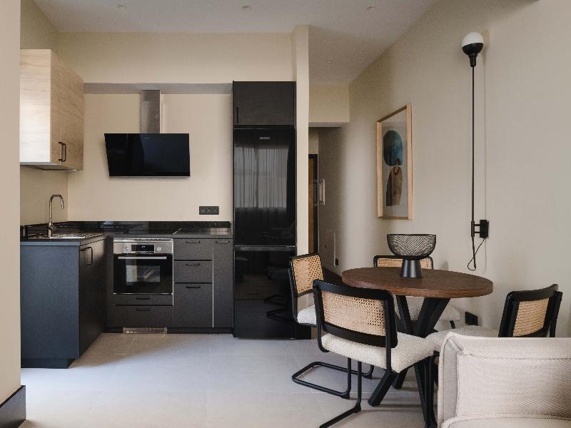 Blue Marina Suites Boutique Apartments image