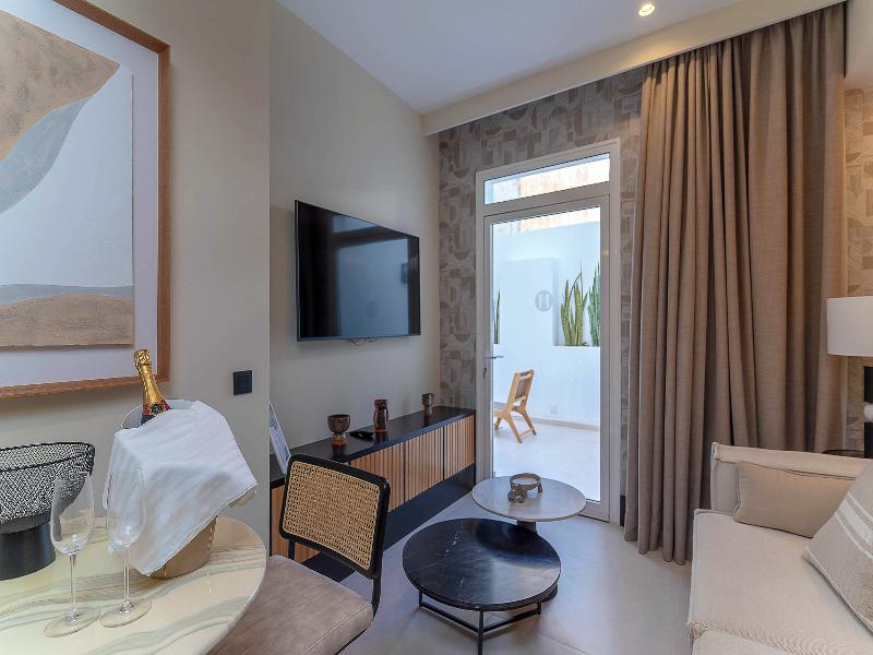 Blue Marina Suites Boutique Apartments image