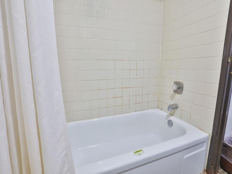 OYO Hotel Pipestone MN, Canterbury Park image