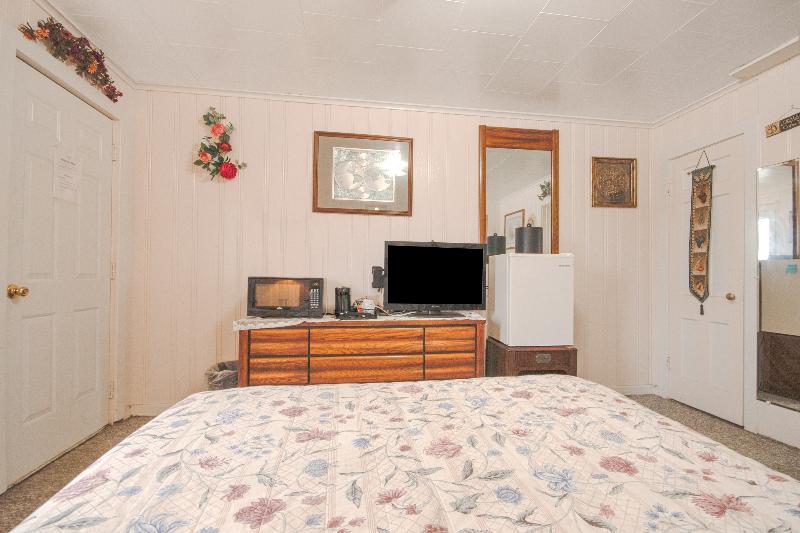Sunflower Motel Hiawatha By Oyo image 4