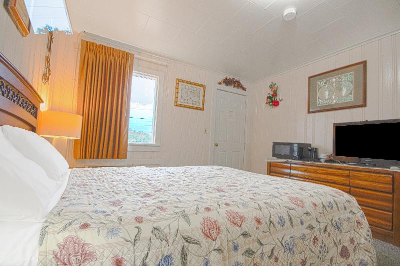 Sunflower Motel Hiawatha By Oyo image