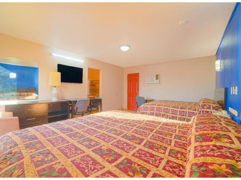 Vali Ho Motel By Oyo Weslaco Mercedes image