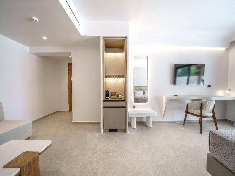 Kavuras Village Hotel & Suites image