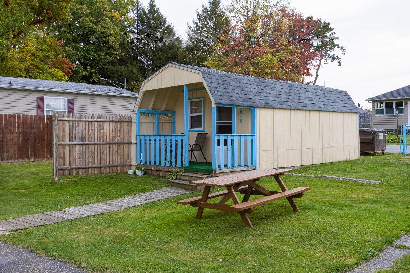 Parkside Motel By Oyo Meadville Conneaut Lake image