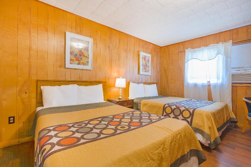 Parkside Motel By Oyo Meadville Conneaut Lake image