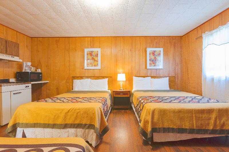 Parkside Motel By Oyo Meadville Conneaut Lake image