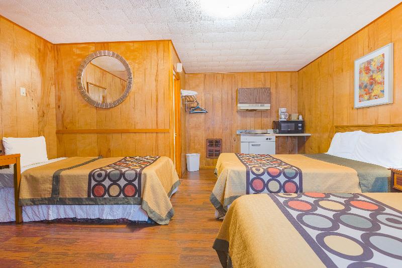 Parkside Motel By Oyo Meadville Conneaut Lake image