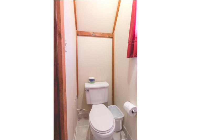 Parkside Motel By Oyo Meadville Conneaut Lake image