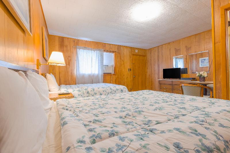 Parkside Motel By Oyo Meadville Conneaut Lake image