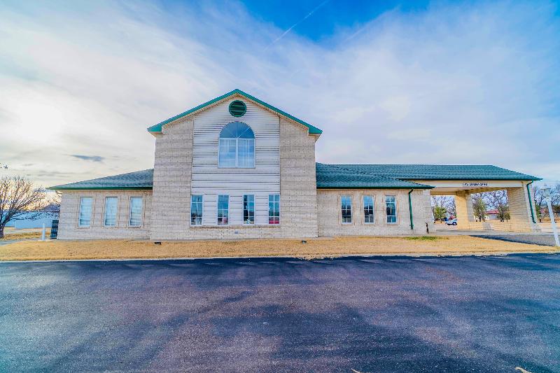 Hometown Inn By Oyo Texhoma, Ok image