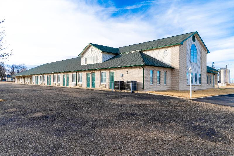 Hometown Inn By Oyo Texhoma, Ok image