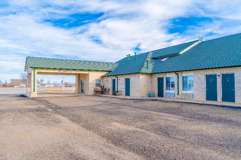 Hometown Inn By Oyo Texhoma, Ok image