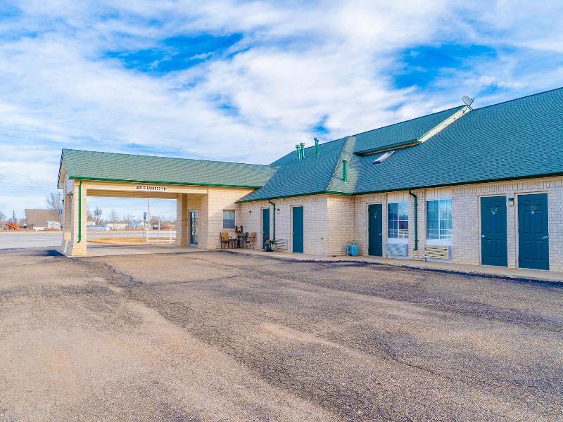Hometown Inn By Oyo Texhoma, Ok image
