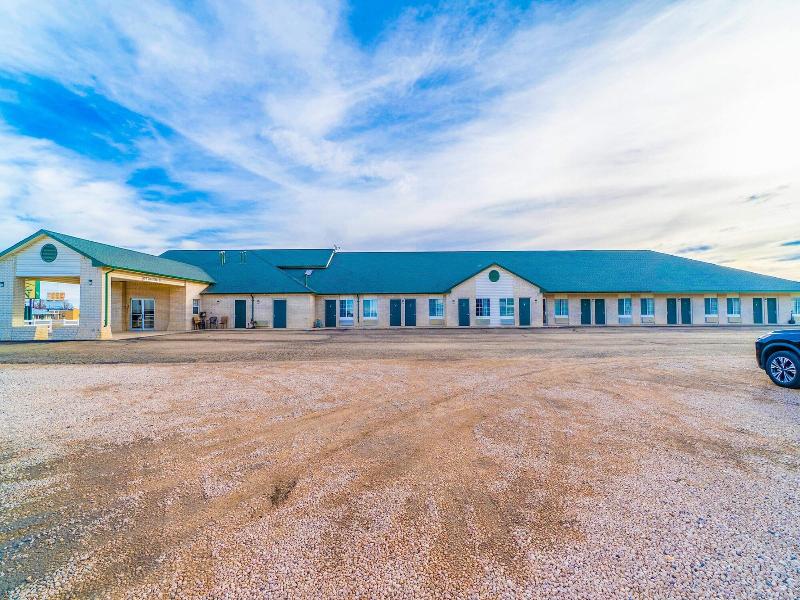 Hometown Inn By Oyo Texhoma, Ok image