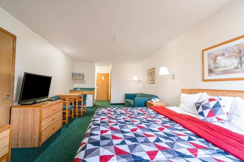 Hometown Inn By Oyo Texhoma, Ok image