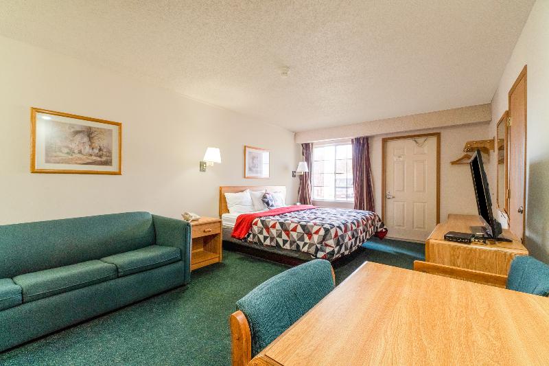 Hometown Inn By Oyo Texhoma, Ok image