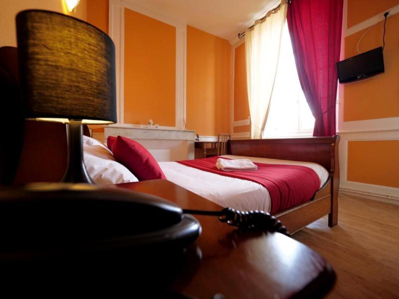 Logis Hotel L'alzire image