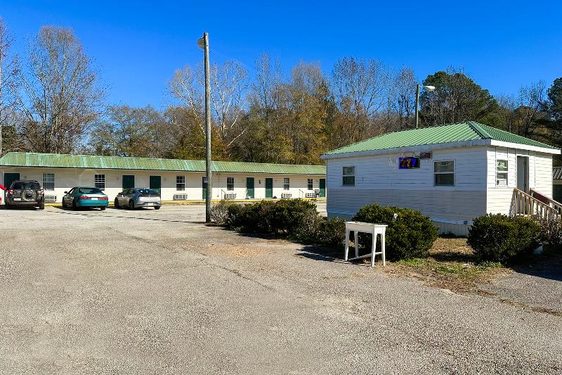 Sparta Seven Motel By Oyo Near Milledgeville image