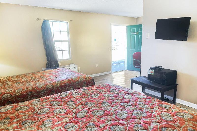 Sparta Seven Motel By Oyo Near Milledgeville image