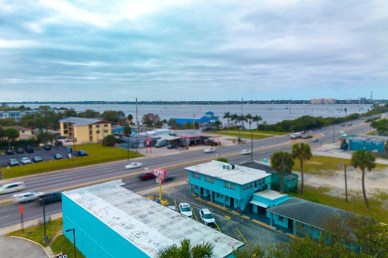Aladdin Motel By Oyo Merritt Island image