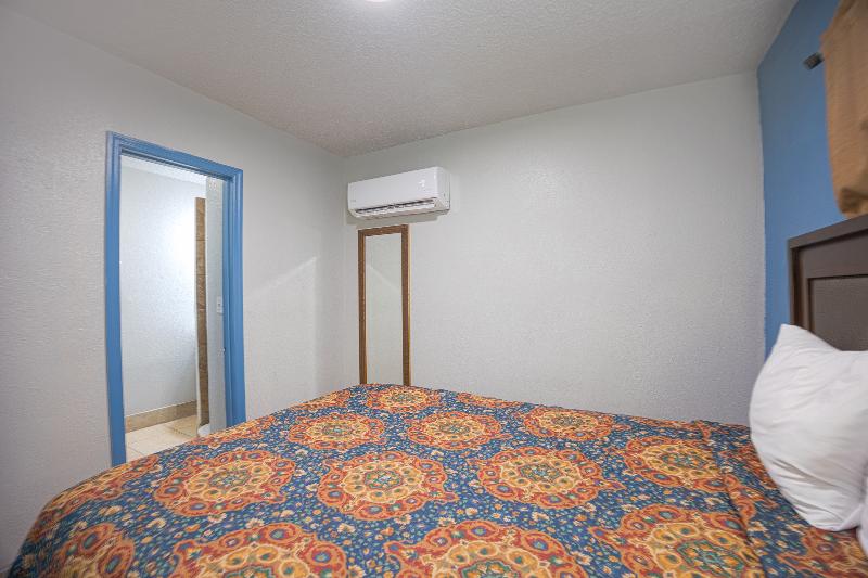 Aladdin Motel By Oyo Merritt Island image