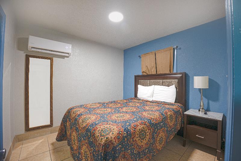 Aladdin Motel By Oyo Merritt Island image