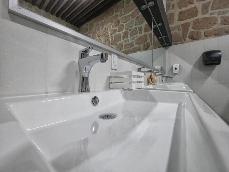 OYO Hostal Mich image