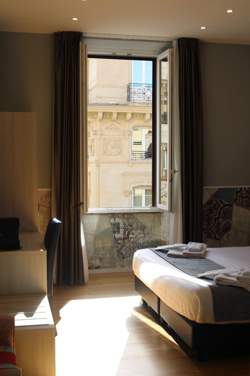 Bramble Luxury Suites image