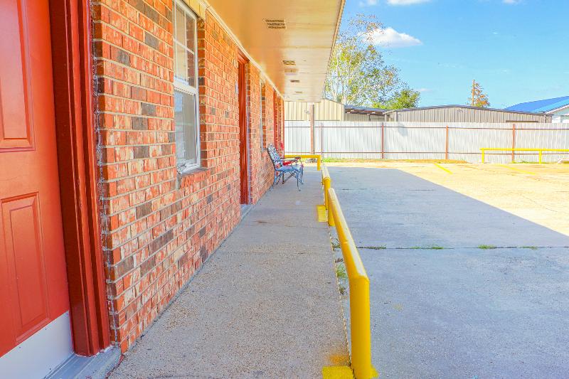 Economy Inn By Oyo Lockport Near Houma image