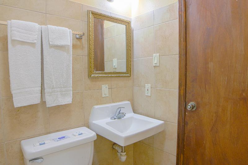 Economy Inn By Oyo Lockport Near Houma image
