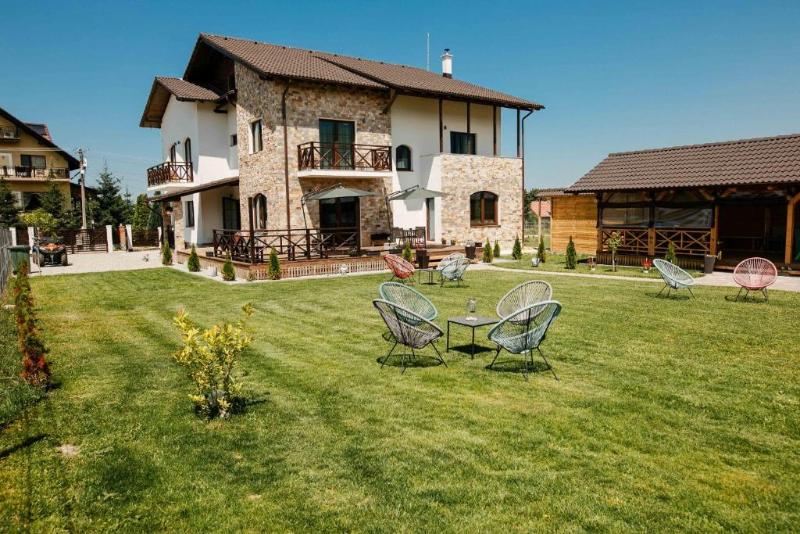 Pensiunea Casa Iarina 4