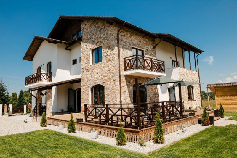 Pensiunea Casa Iarina