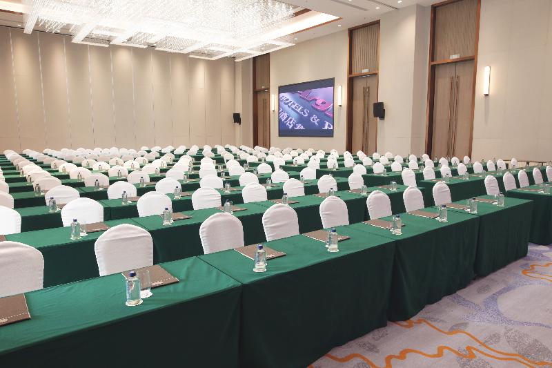 Argyle Grand Hotel image