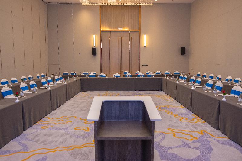 Argyle Grand Hotel image