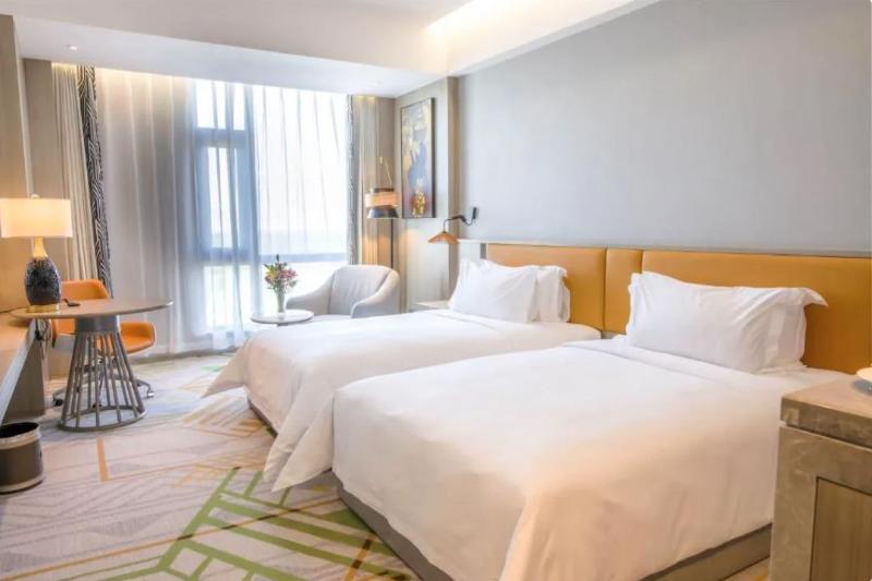 Argyle Grand Hotel image