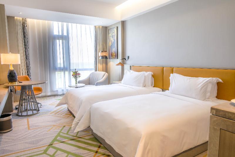 Argyle Grand Hotel image