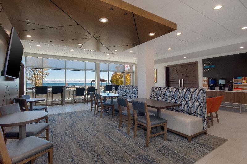 Holiday Inn Express And Suites Oscoda image