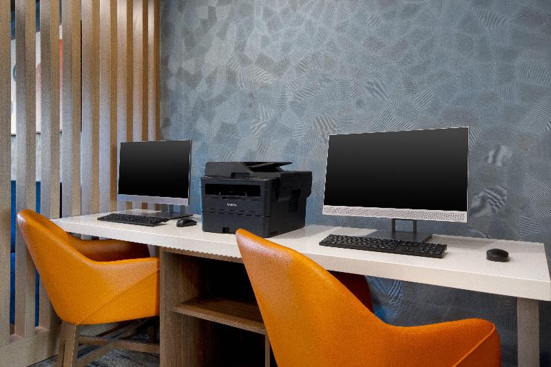 Holiday Inn Express And Suites Oscoda image