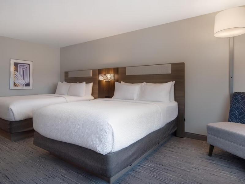Holiday Inn Express And Suites Oscoda image