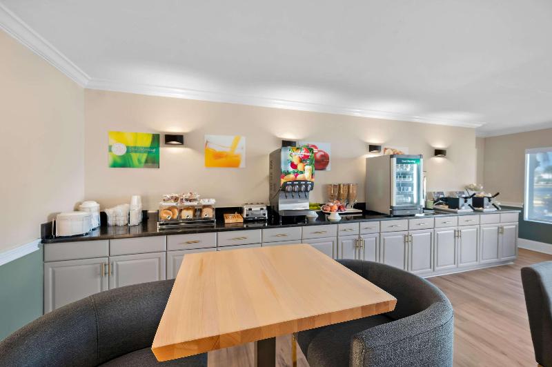 Quality Inn Fort Myers Cape Coral image